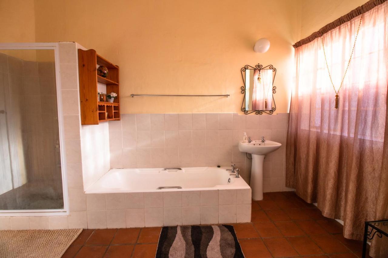 Jennis Place Graaff-Reinet Esterno foto