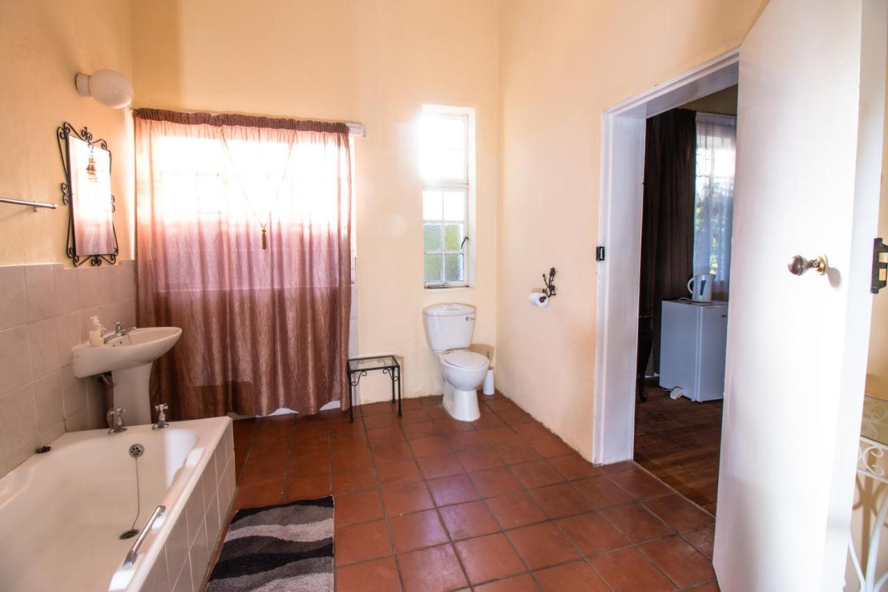 Jennis Place Graaff-Reinet Esterno foto